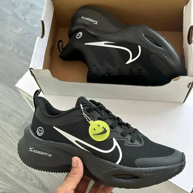 Nike Air Max size 40-45 available in Ghana - sneaker Daisy 