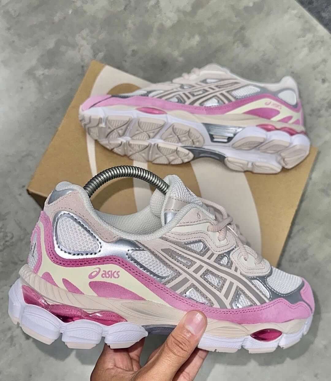 ASICS